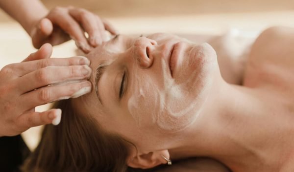Facial Massage - 60 Minutes